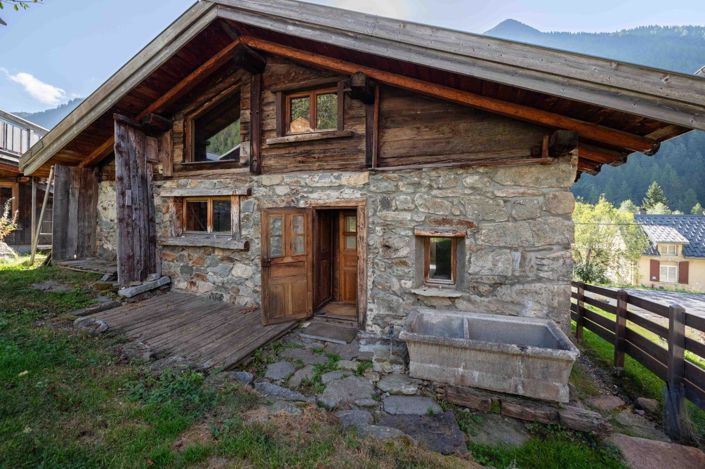 Image No.3-3 Bed House for sale