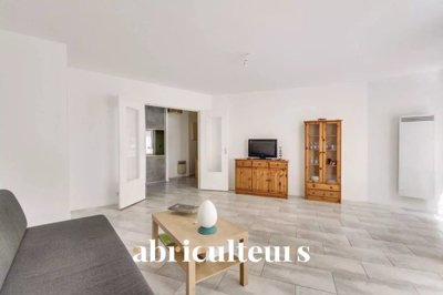 a3e07cirwli8q1f25
