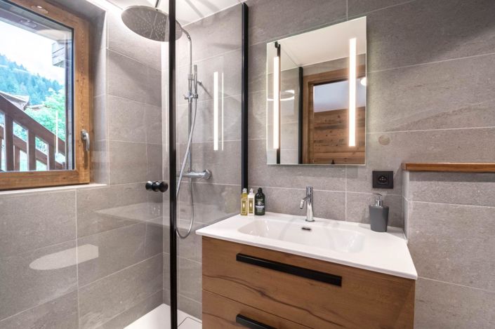 Image No.7-5 Bed Property for sale