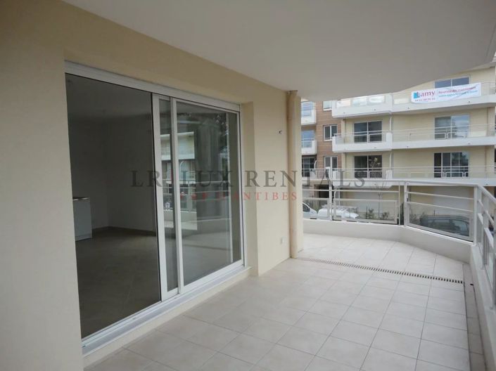 Image No.3-Propriété de 1 chambre à vendre à Antibes