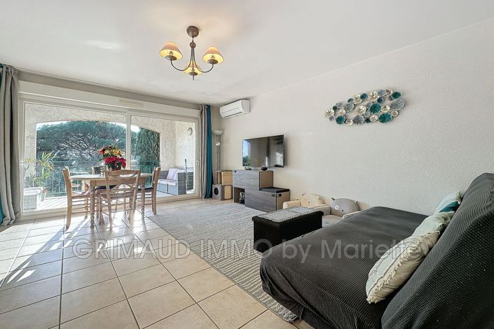 Image No.1-Appartement de 2 chambres à vendre à Grimaud
