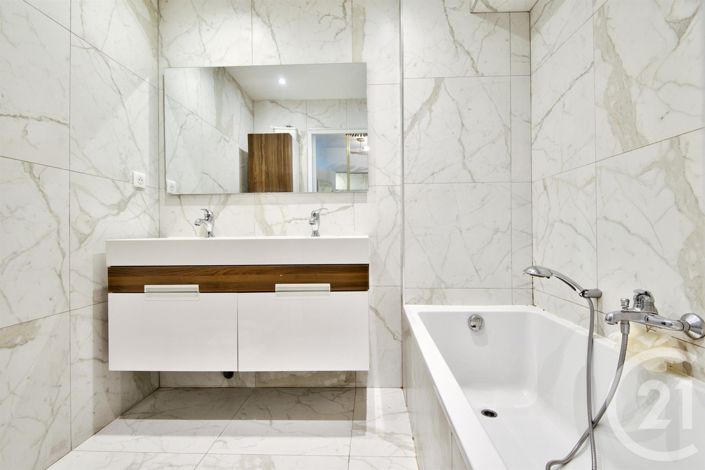 Image No.12-3 Bed Apartment for sale