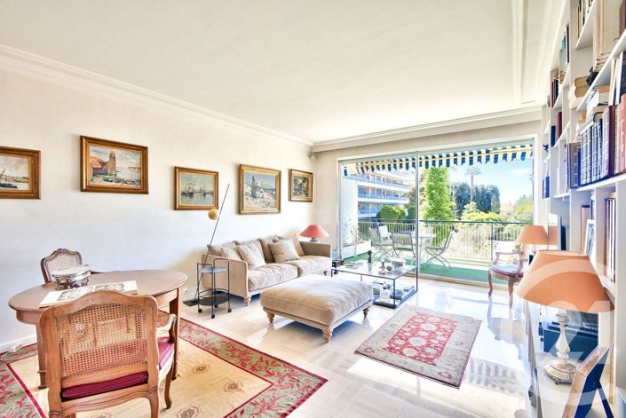 Image No.3-Appartement de 2 chambres à vendre à Nice