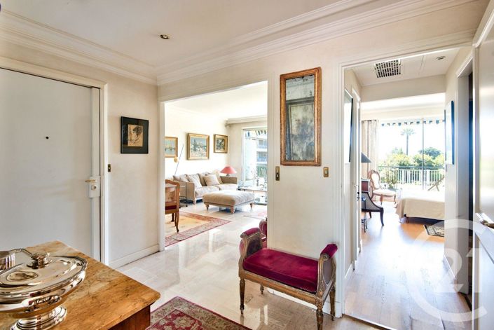 Image No.5-Appartement de 2 chambres à vendre à Nice