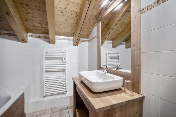 Image No.11-6 Bed Apartment for sale