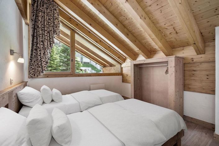 Image No.9-6 Bed Apartment for sale