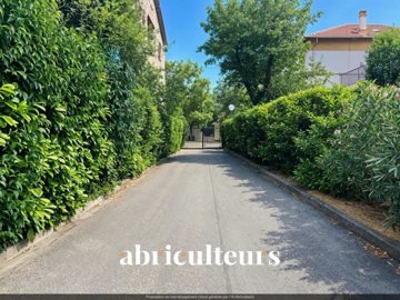 aehy4f810id4t4si4