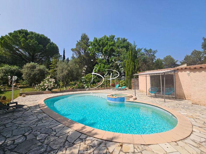 Image No.5-2 Bed House for sale