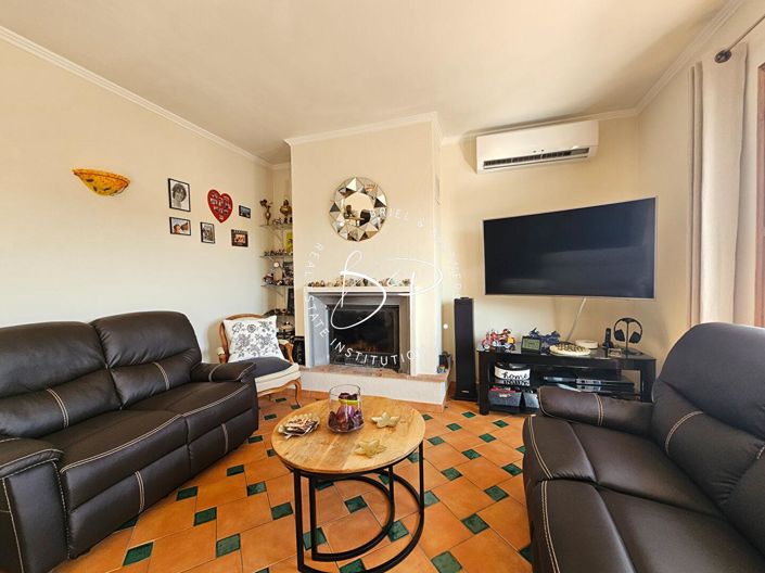 Image No.11-5 Bed House for sale