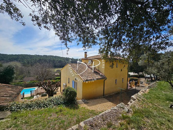 Image No.16-5 Bed House for sale