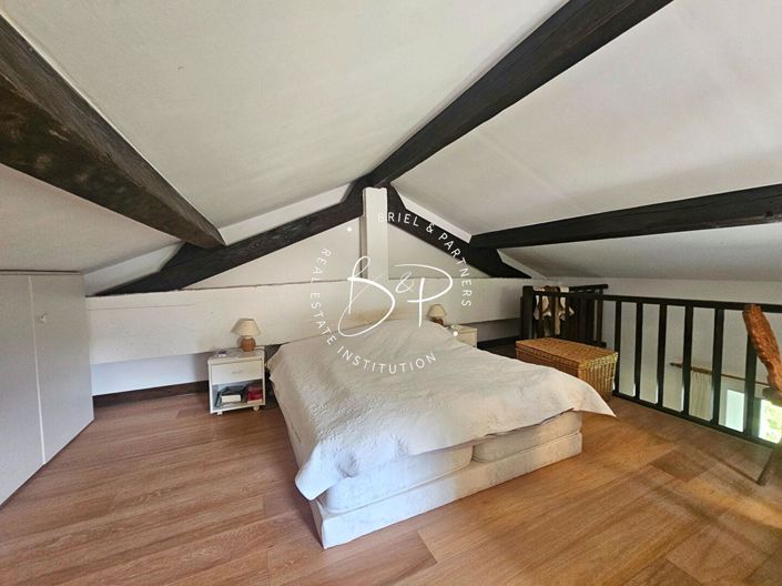 Image No.12-3 Bed House for sale