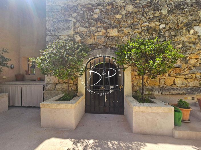 Image No.4-3 Bed House for sale