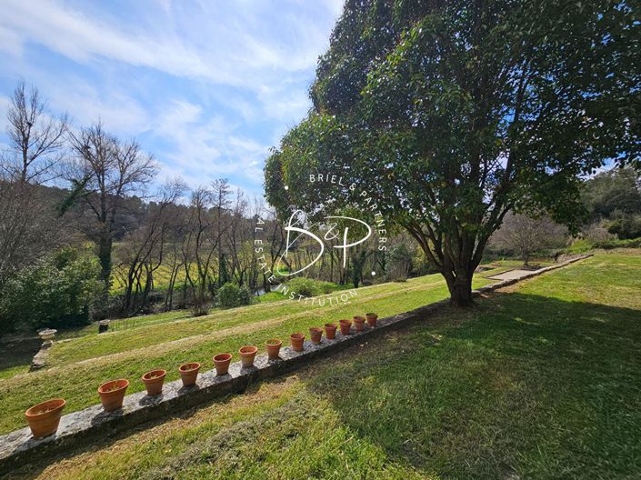 Image No.5-7 Bed House for sale