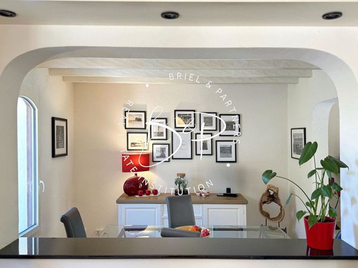 Image No.13-4 Bed House for sale