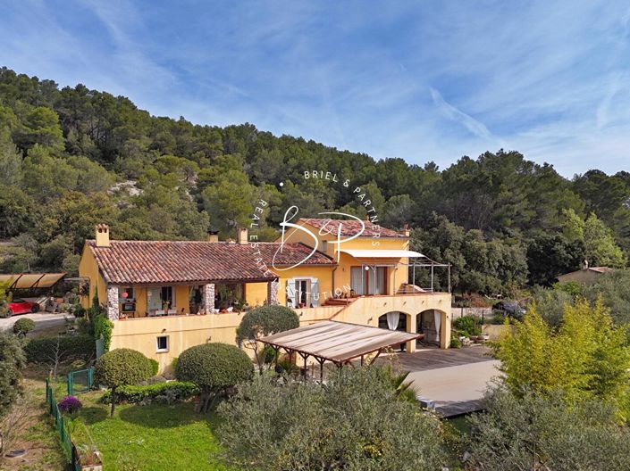 Image No.3-Maison de 3 chambres à vendre à Villecroze