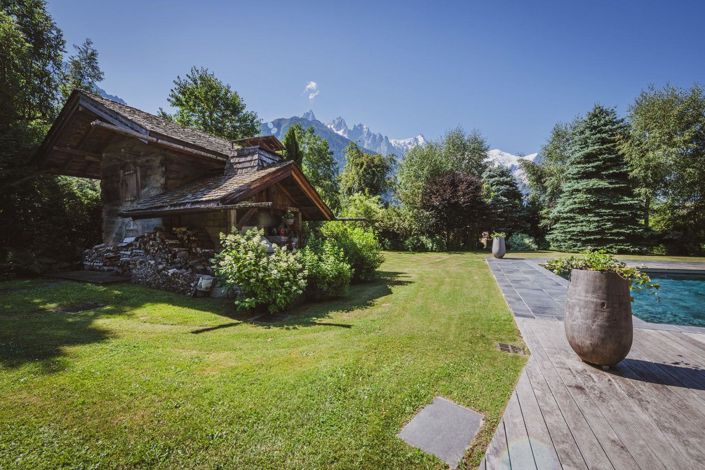 Image No.17-5 Bed Property for sale