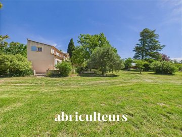 1 - Lambesc, House