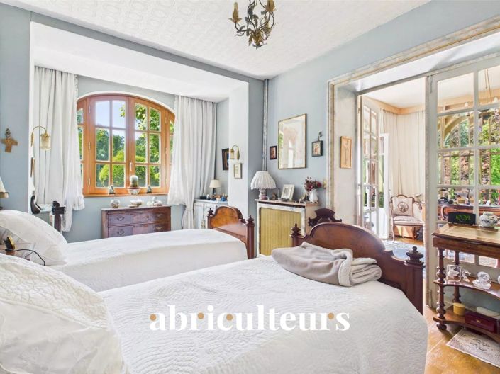 Image No.18-4 Bed Apartment for sale