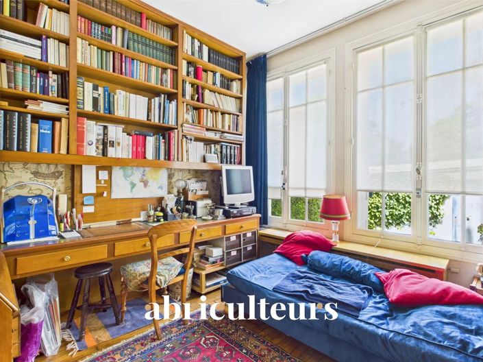 Image No.21-4 Bed Apartment for sale