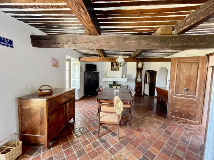 Image No.19-4 Bed House for sale