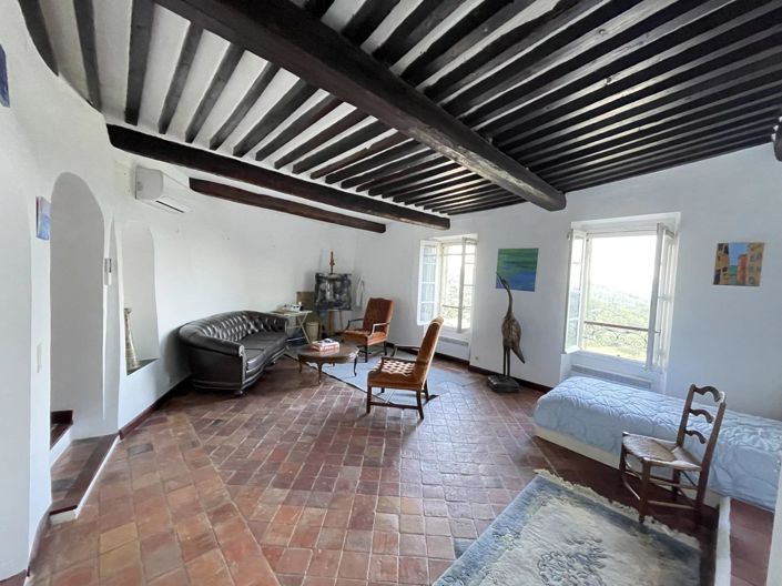 Image No.8-4 Bed House for sale