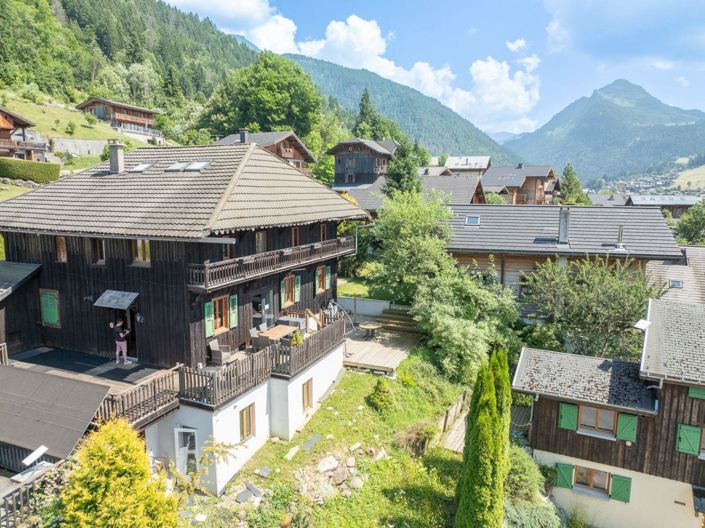 Image No.1-9 Bed House for sale