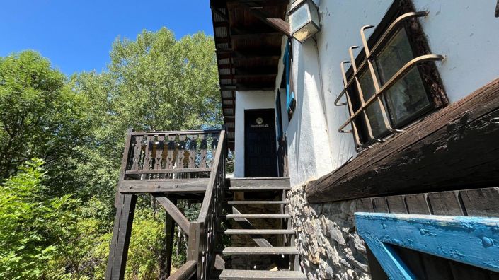 Image No.2-5 Bed House for sale