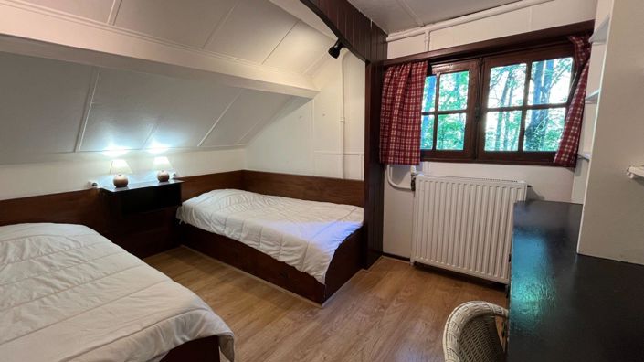 Image No.7-5 Bed House for sale