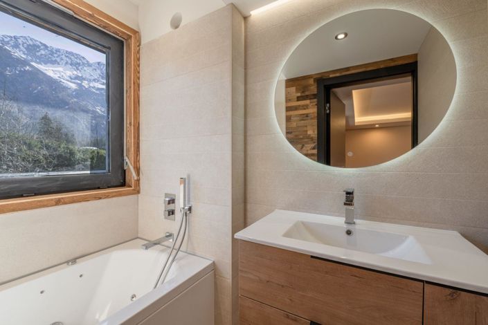 Image No.11-3 Bed Apartment for sale