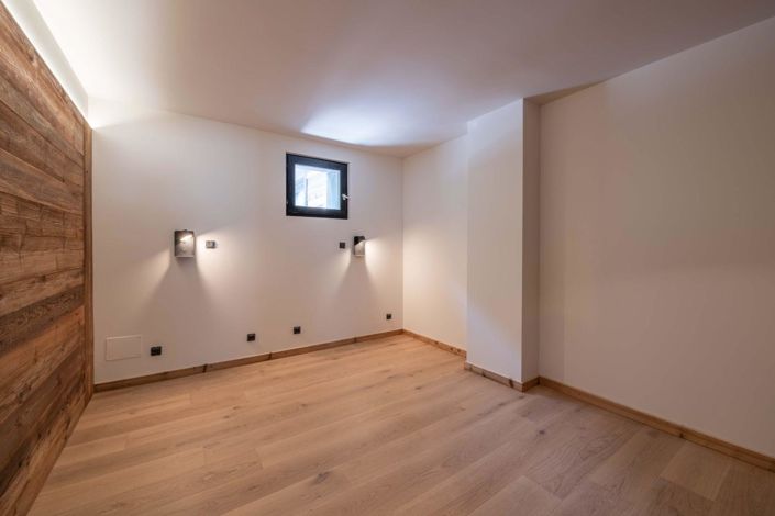 Image No.17-3 Bed Apartment for sale