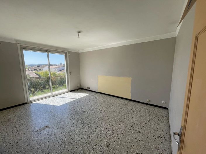 Image No.2-3 Bed House for sale