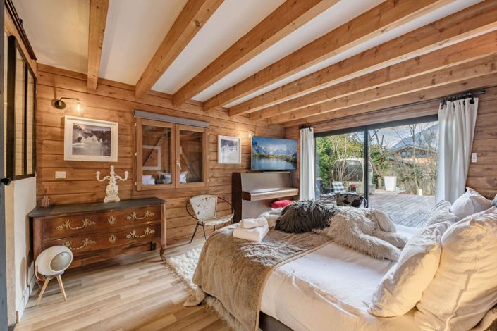 Image No.4-5 Bed House for sale