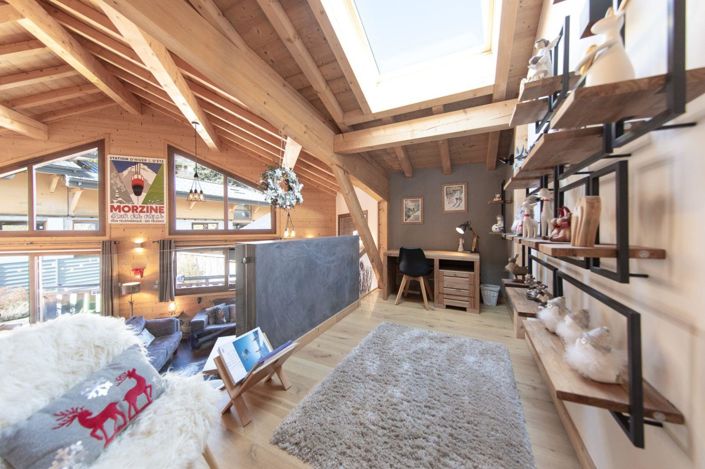 Image No.6-7 Bed House for sale