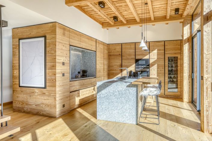 Image No.3-6 Bed Property for sale