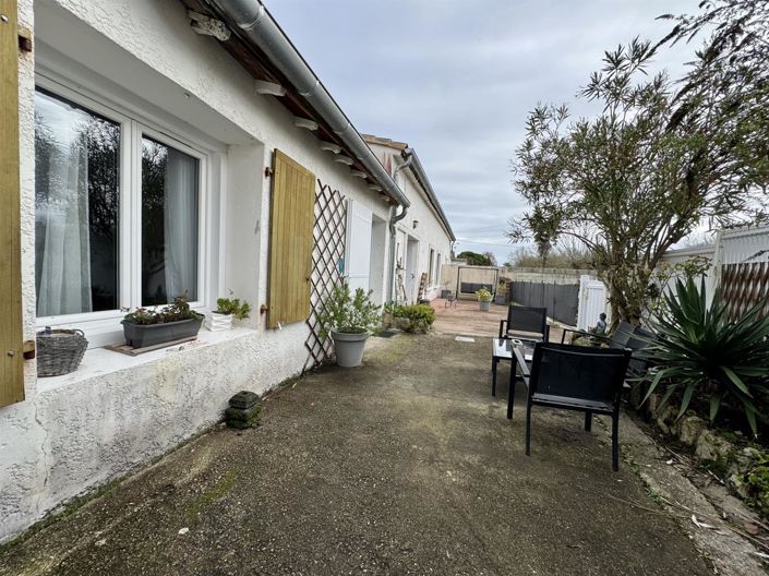 Image No.1-3 Bed House for sale