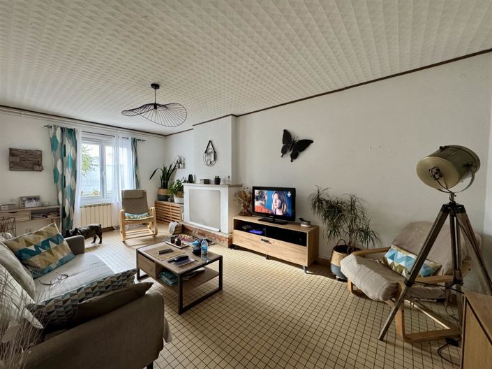 Image No.8-3 Bed House for sale