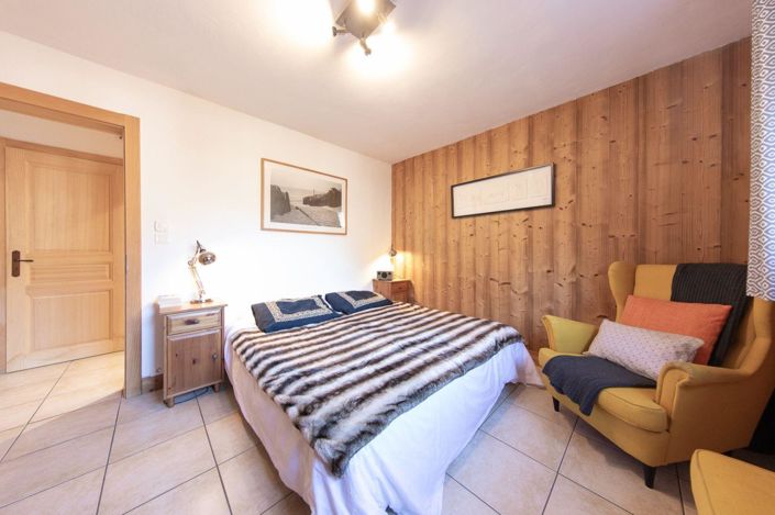 Image No.7-5 Bed House for sale