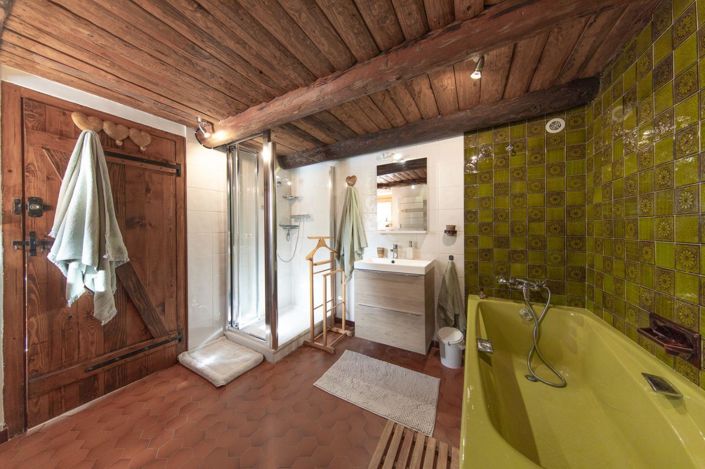 Image No.17-3 Bed House for sale