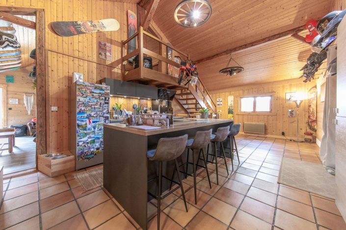 Image No.3-3 Bed House for sale