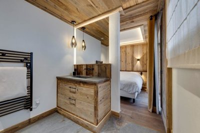 auy4lbpkjnenhl9615