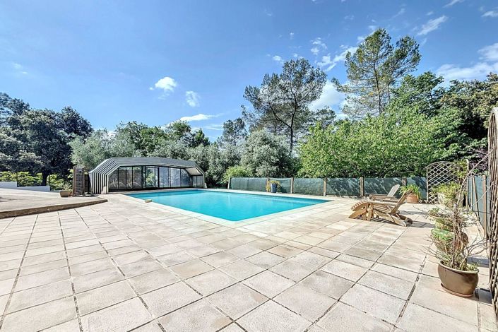 Image No.1-4 Bed House for sale