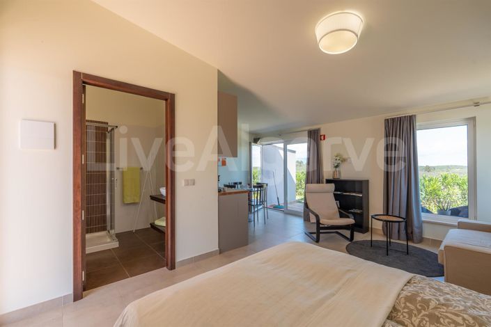 Image No.47-5 Bed House for sale