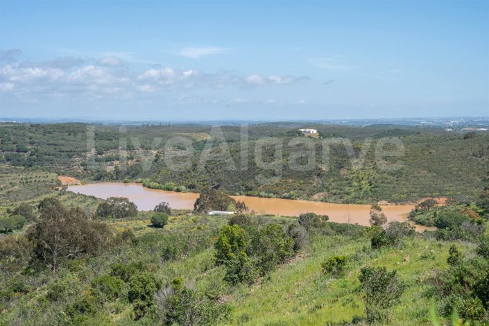 Image No.57-5 Bed House for sale