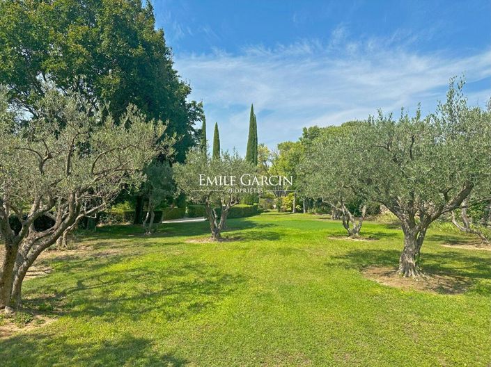 Image No.17-8 Bed House for sale