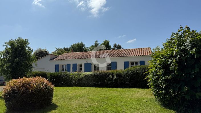 Image No.1-4 Bed House for sale