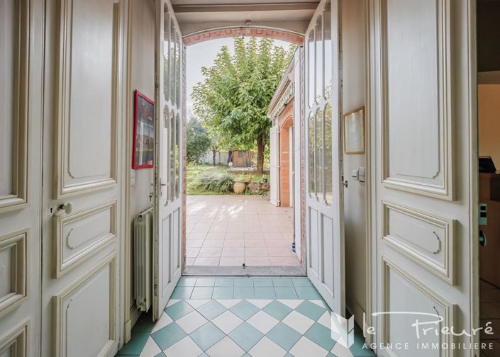 Image No.2-7 Bed House for sale