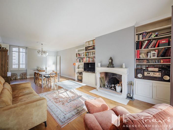 Image No.5-7 Bed House for sale