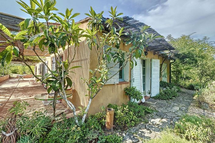 Image No.18-4 Bed House for sale