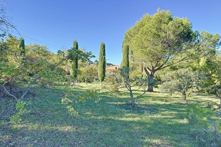 Image No.21-4 Bed House for sale