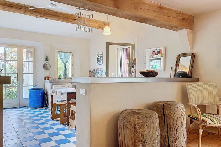 Image No.3-4 Bed House for sale